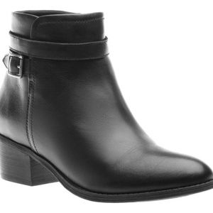 Abeo Black Leather Bootie